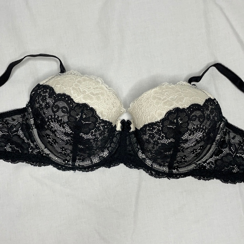 Victoria’s Secret Dream Angels Lined Demi Bra
